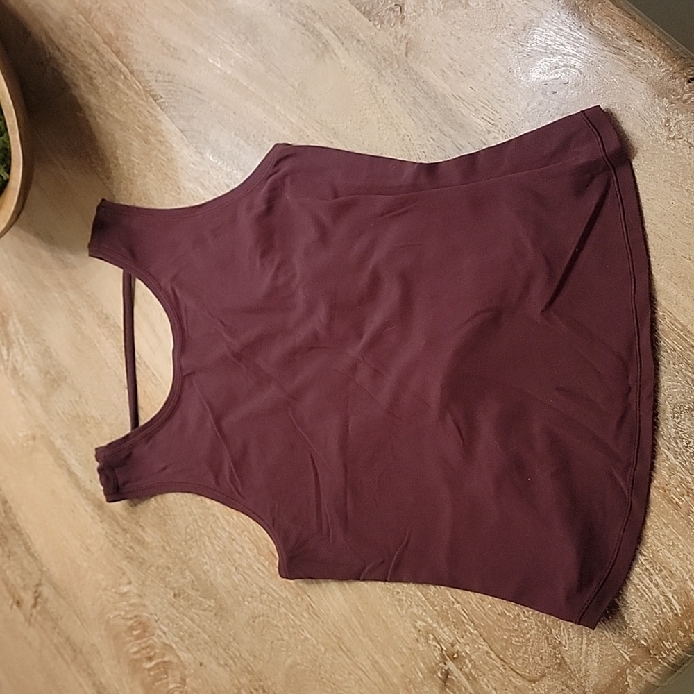 Women's Lulu Lemon Tank.  Size 4.  Burgundy.